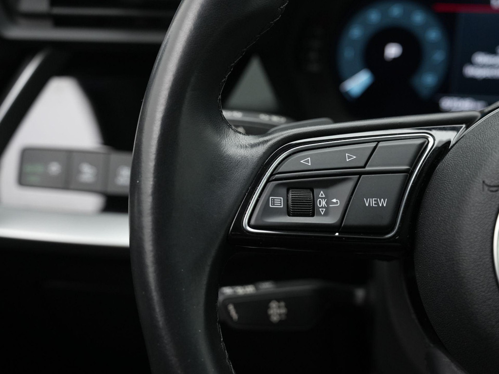 Audi A3 (L517JK) met abonnement
