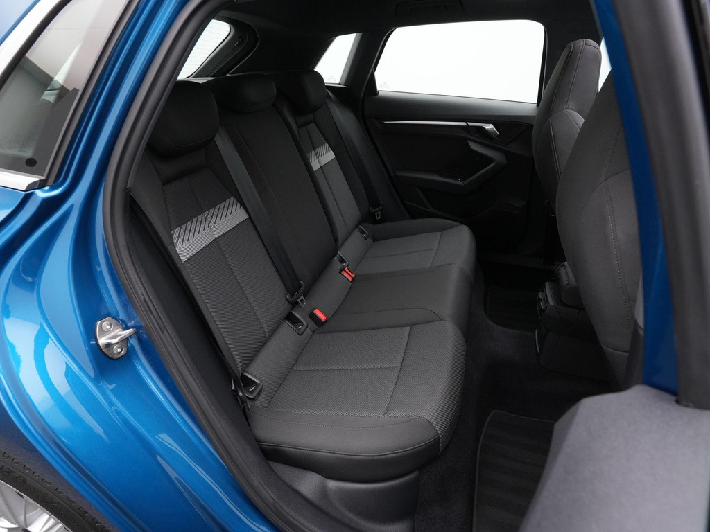 Audi A3 (L517JK) met abonnement