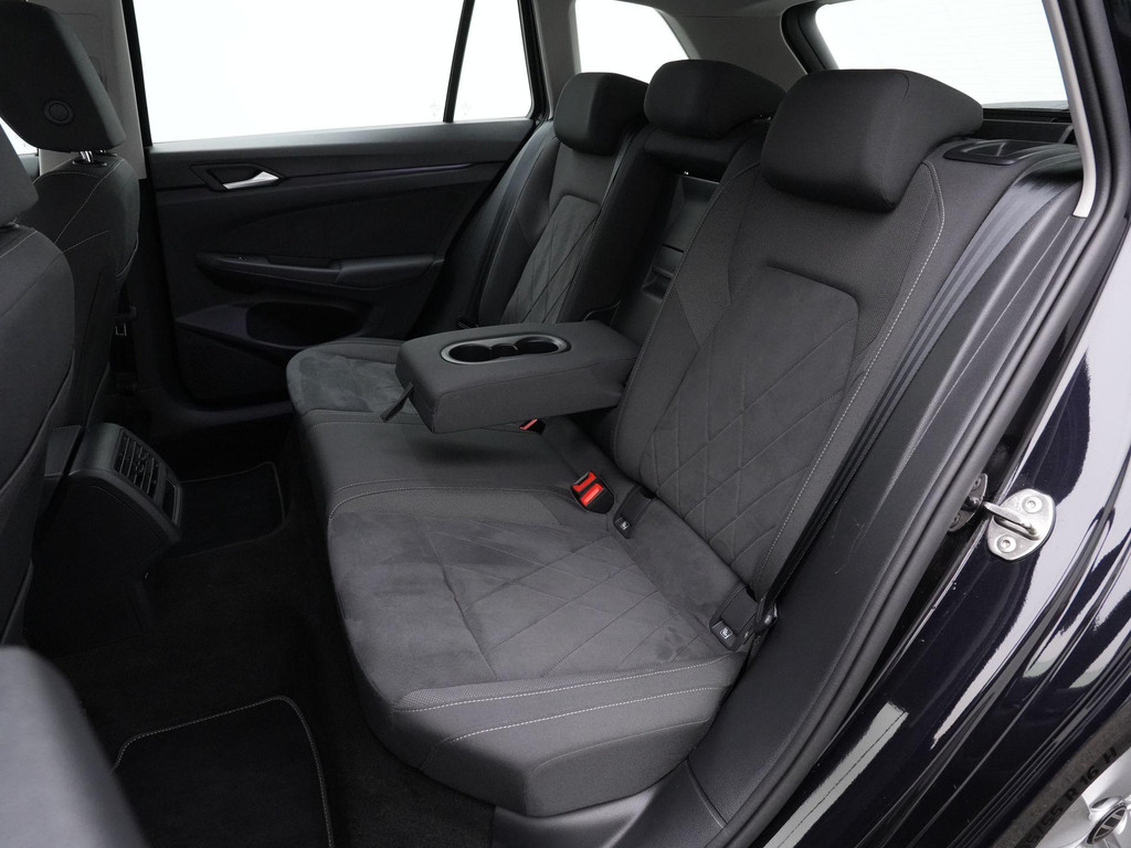 Volkswagen GOLF Variant (X451TX) met abonnement