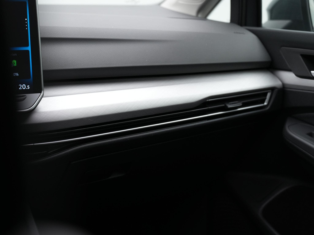 Volkswagen Golf (HXS30N) met abonnement