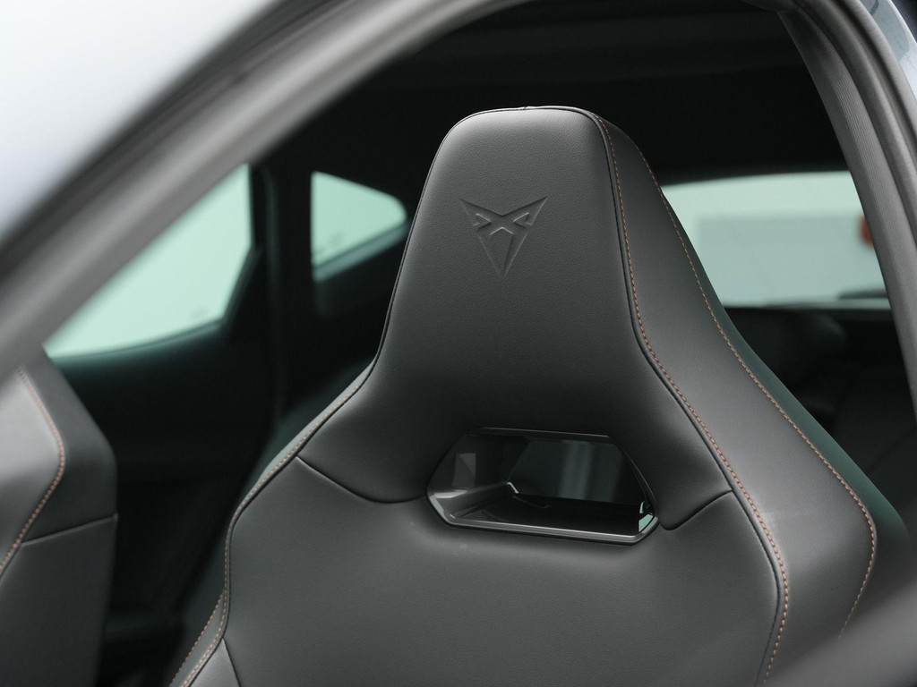 CUPRA Formentor (KFP92J) met abonnement