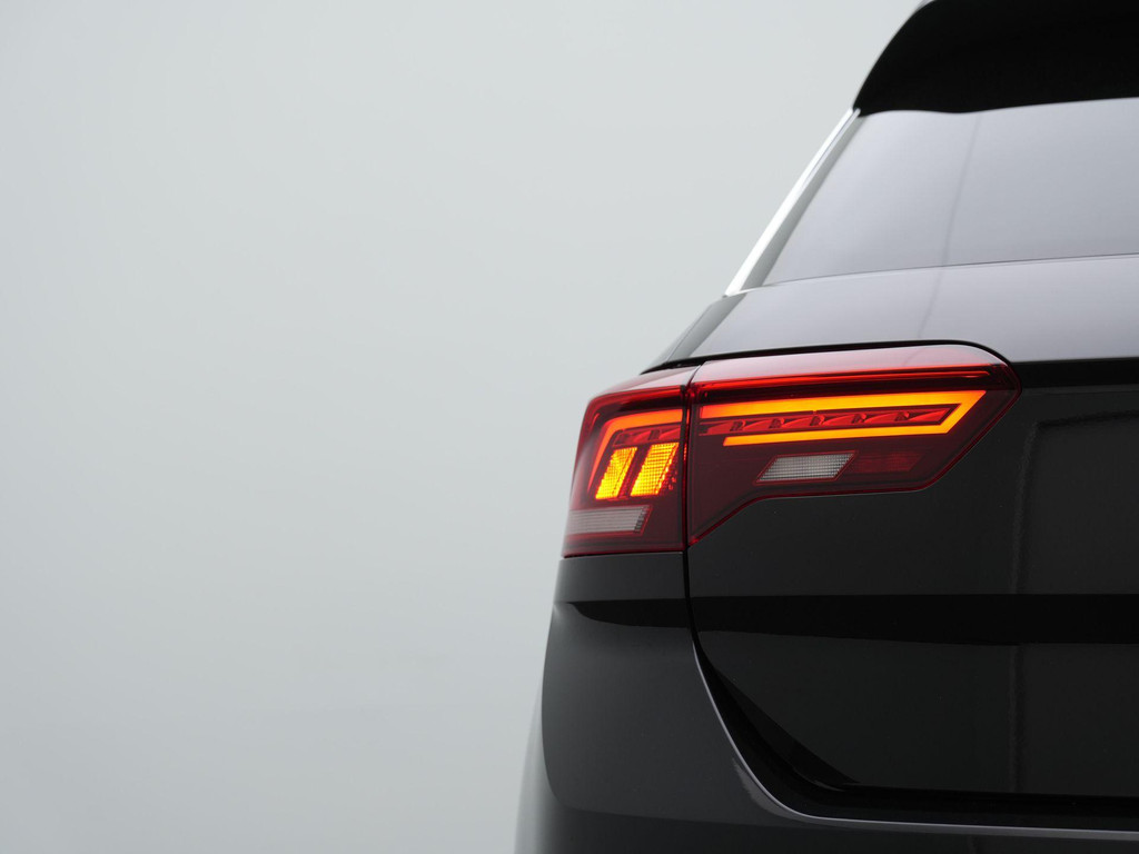 Volkswagen T-Roc (R366FS) met abonnement