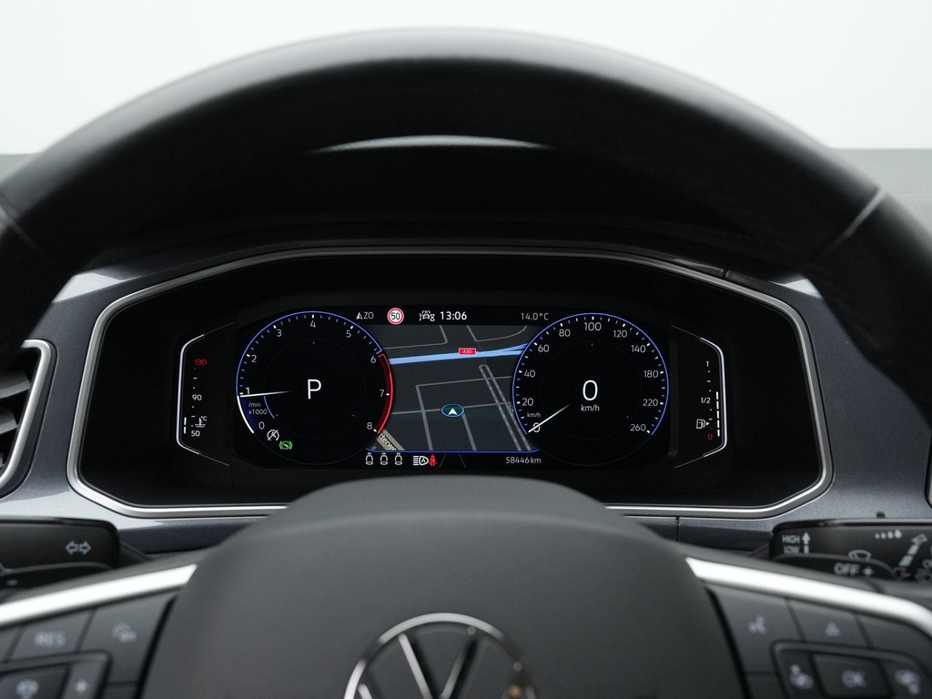 Volkswagen T-Roc (R366FS) met abonnement