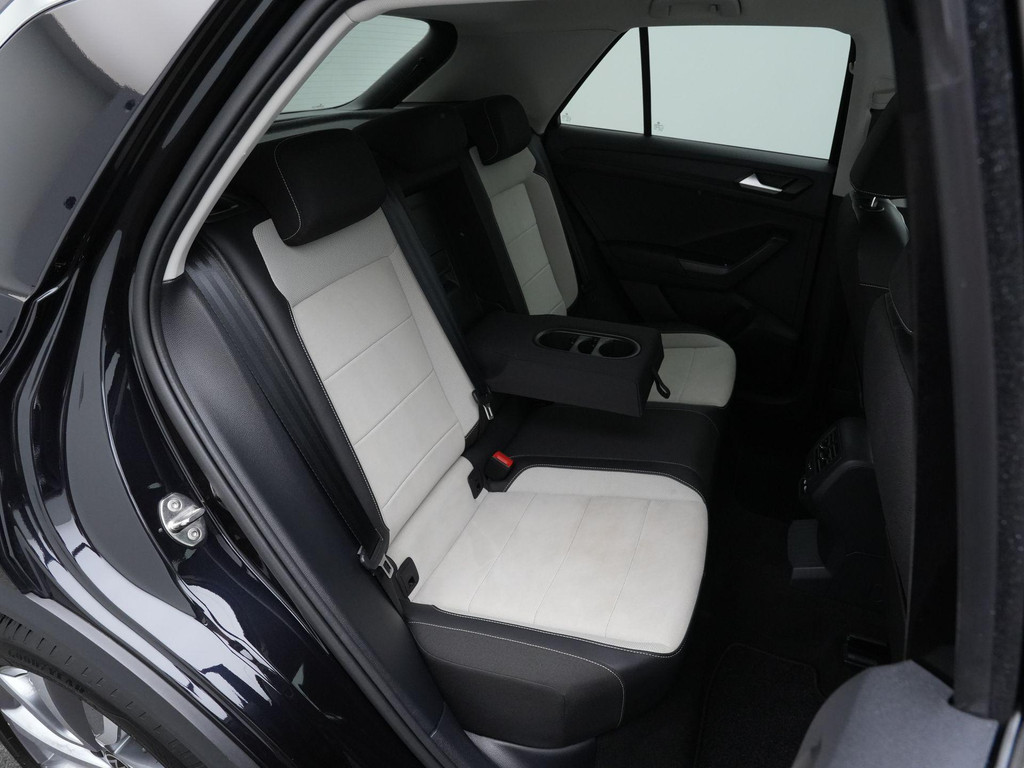 Volkswagen T-Roc (R366FS) met abonnement