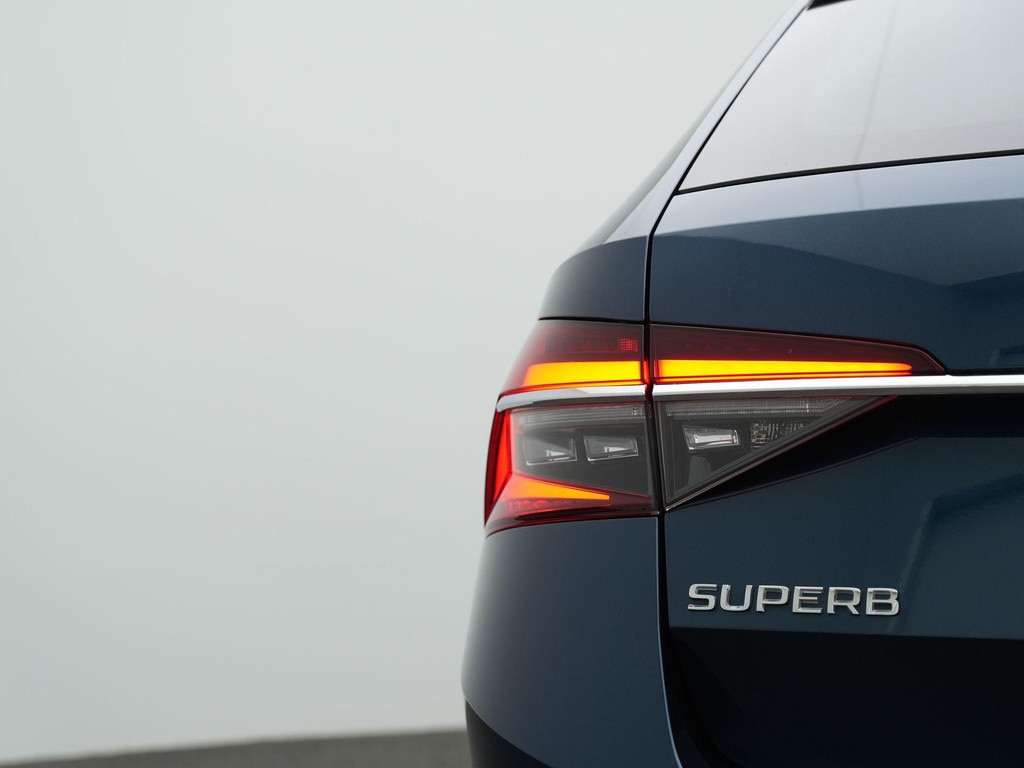 ŠKODA Superb (KGK62V) met abonnement
