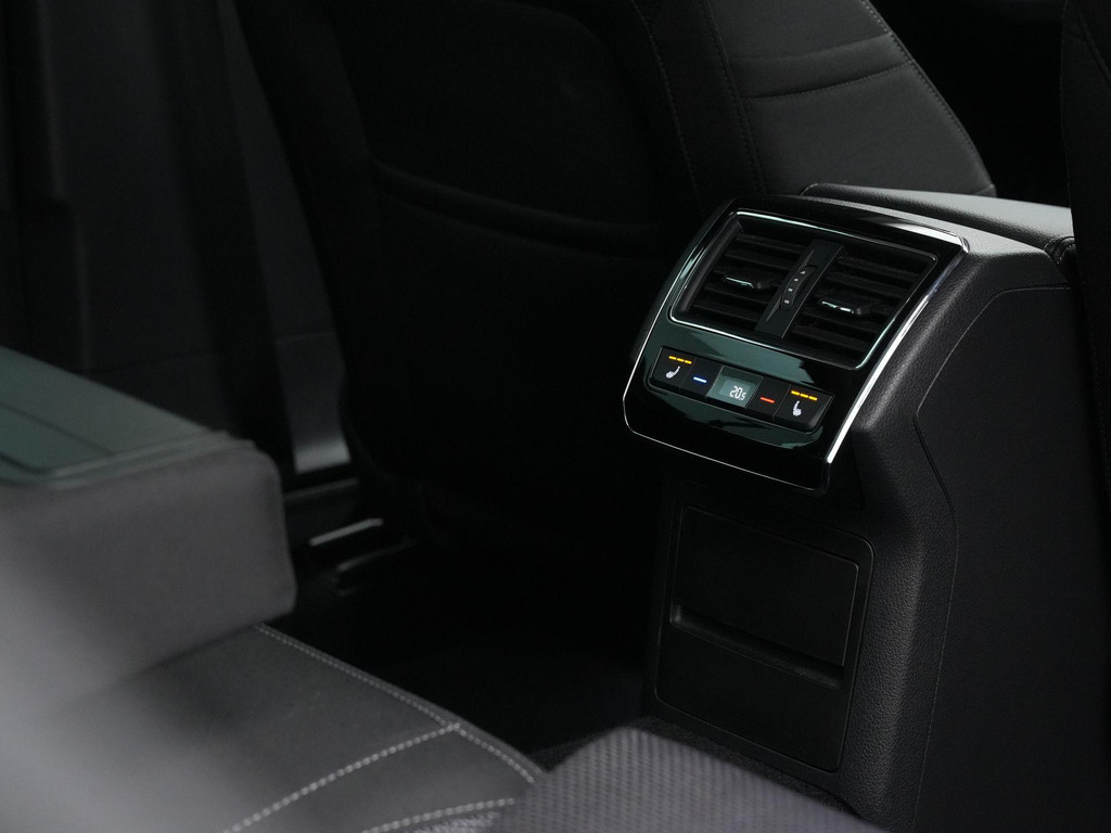 ŠKODA Superb (KGK62V) met abonnement