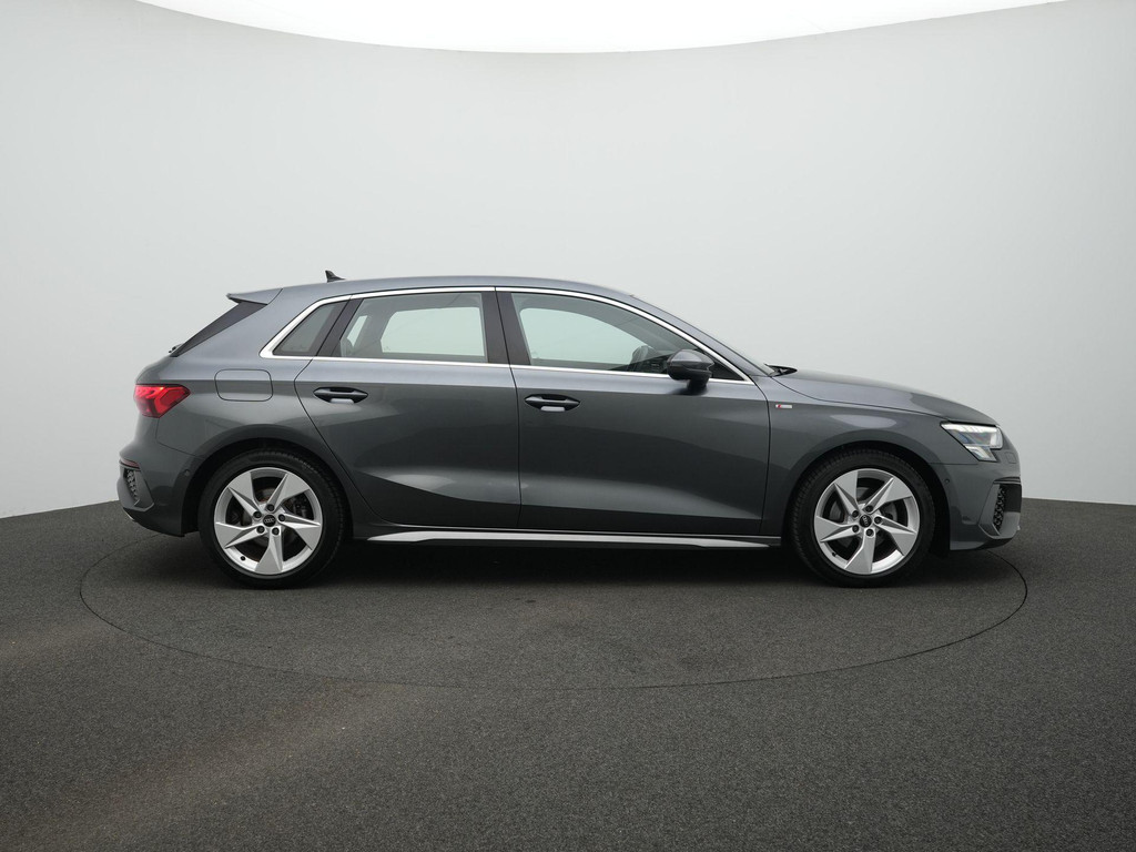 Audi A3 (P812JP) met abonnement