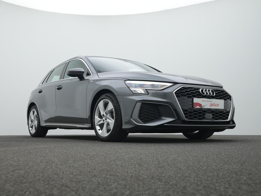 Audi A3 (P812JP) met abonnement