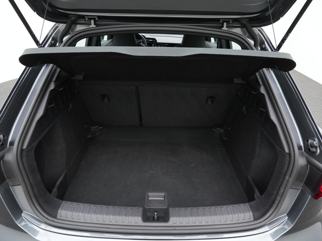 Audi A3 (P812JP) met abonnement