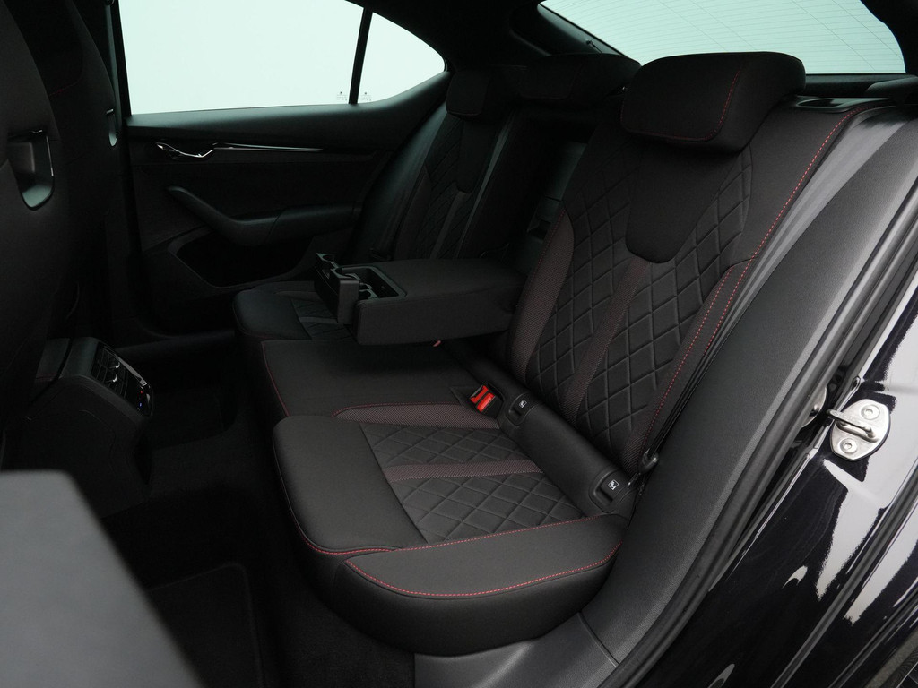 ŠKODA Octavia (JSG35P) met abonnement