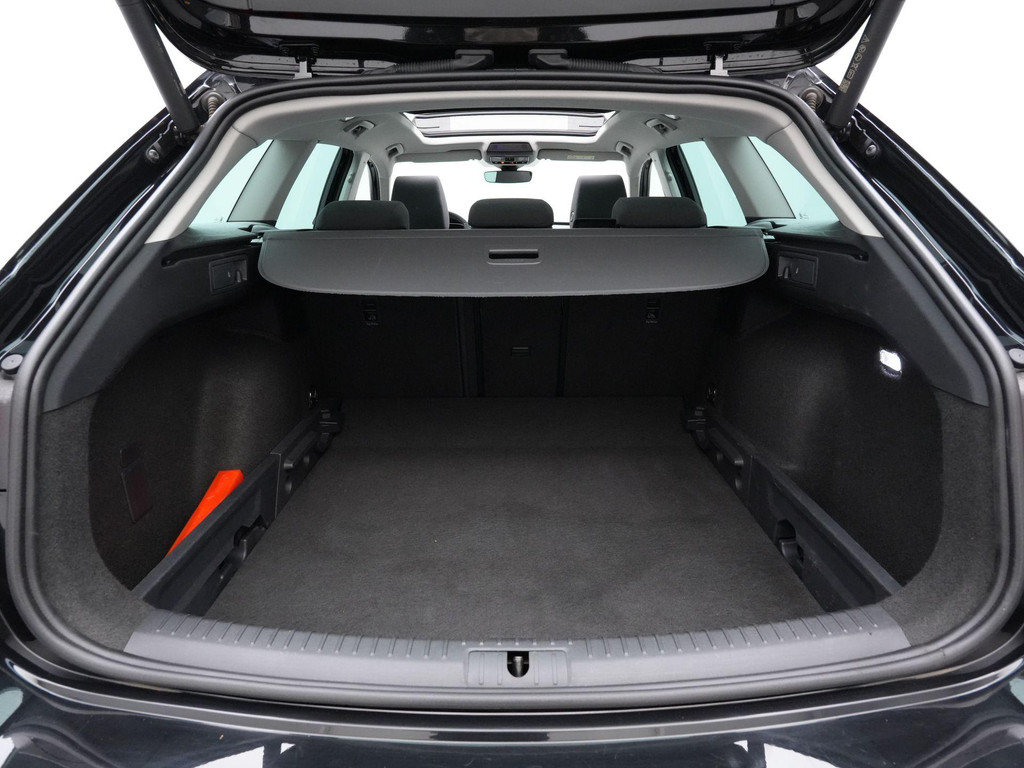 Seat Leon Sportstourer (X711BR) met abonnement