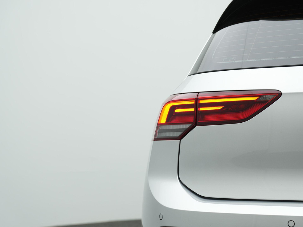 Volkswagen Golf GTE (KBN93R) met abonnement