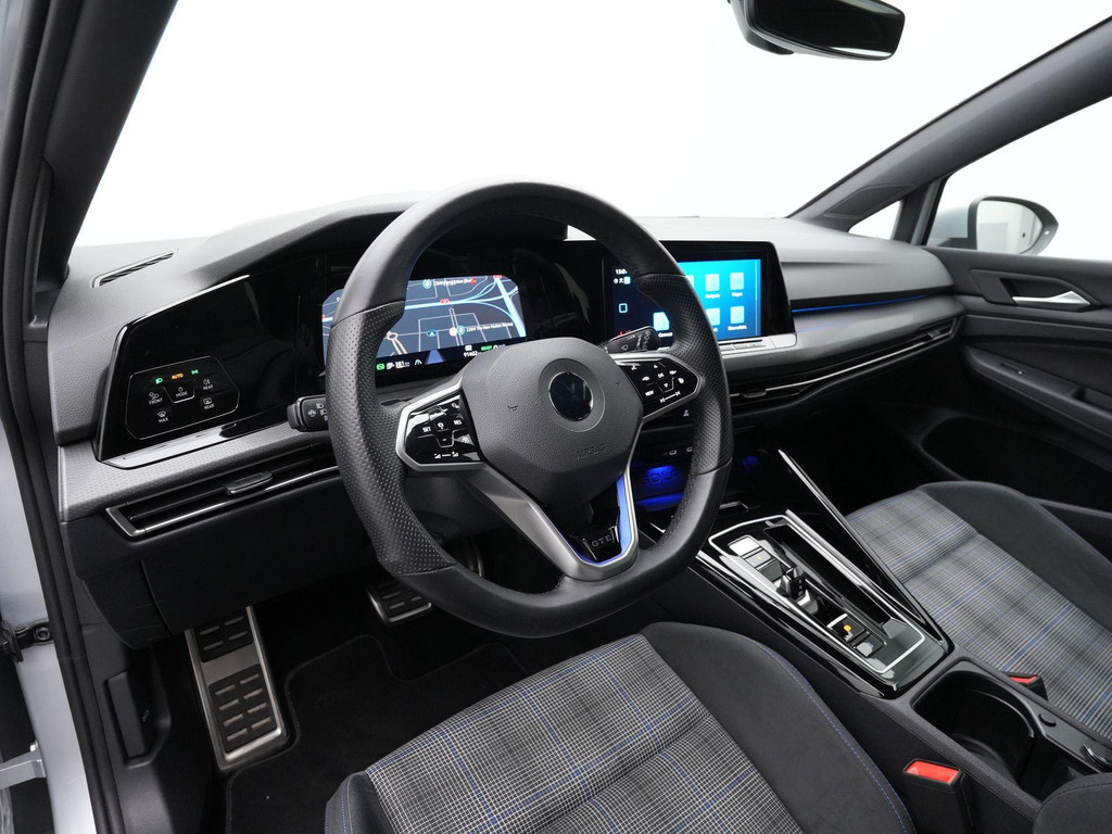 Volkswagen Golf GTE (KBN93R) met abonnement