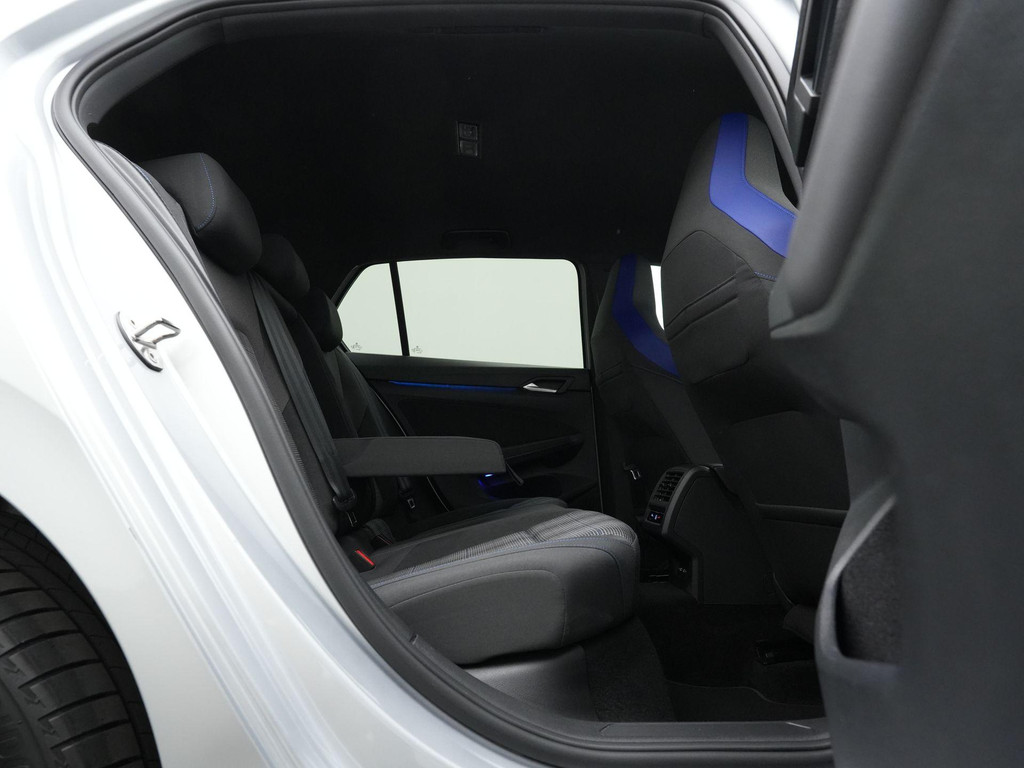 Volkswagen Golf GTE (KBN93R) met abonnement