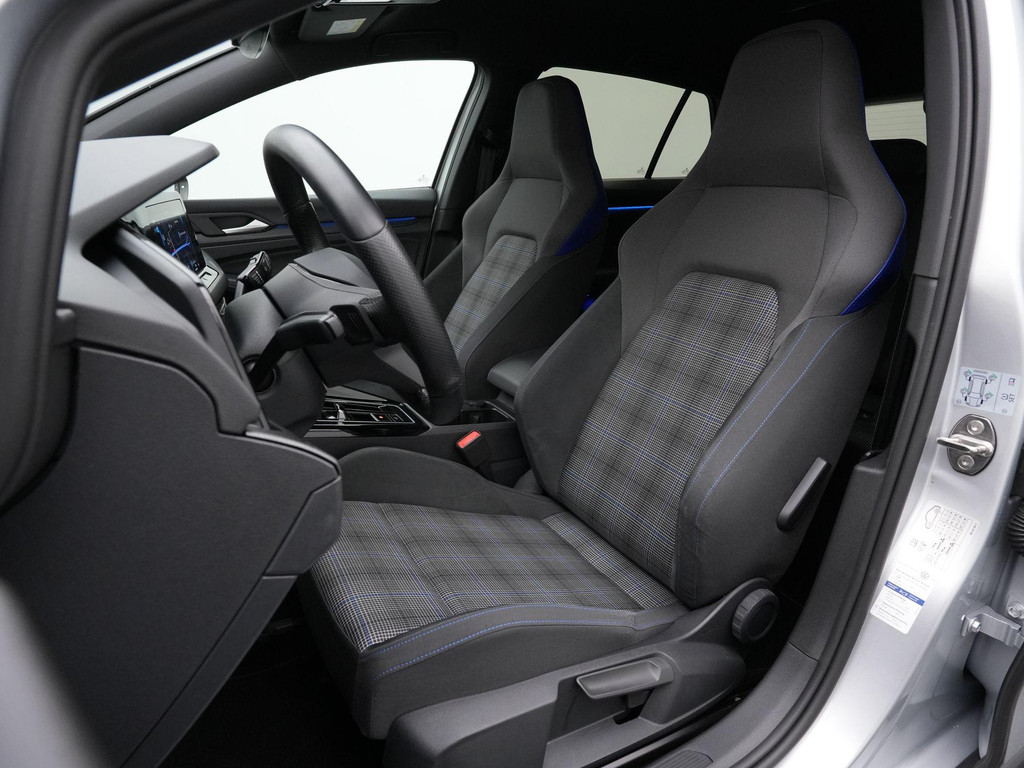 Volkswagen Golf GTE (KBN93R) met abonnement