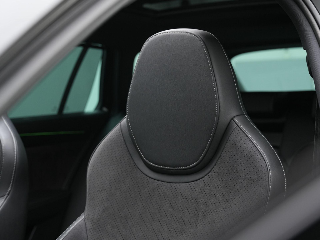 ŠKODA Superb (KDF12G) met abonnement