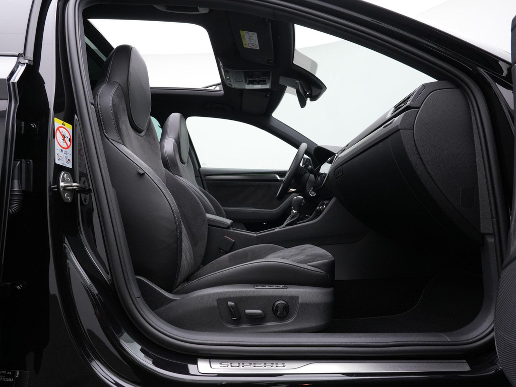 ŠKODA Superb (KDF12G) met abonnement