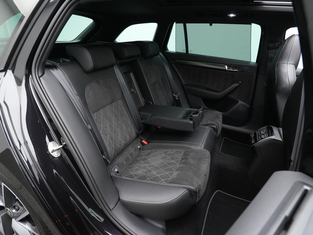 ŠKODA Superb (KDF12G) met abonnement