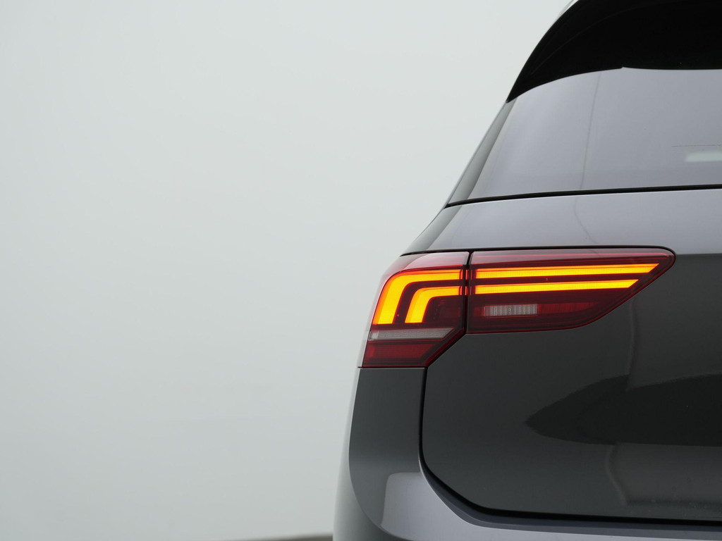 Volkswagen Golf (KJB06Z) met abonnement