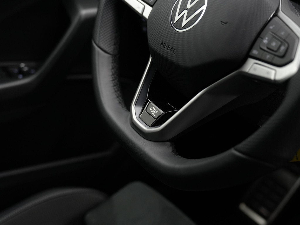 Volkswagen T-Roc (JHX97B) met abonnement