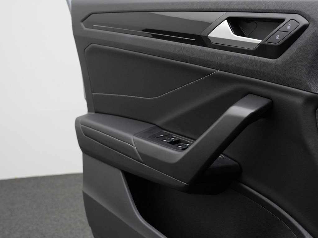 Volkswagen T-Roc (JHX97B) met abonnement