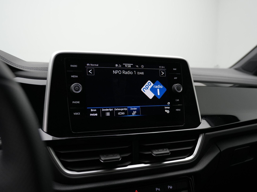 Volkswagen T-Roc (JHX97B) met abonnement