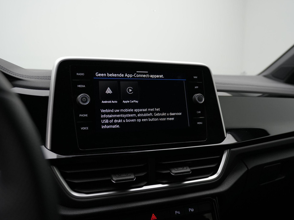 Volkswagen T-Roc (JHX97B) met abonnement