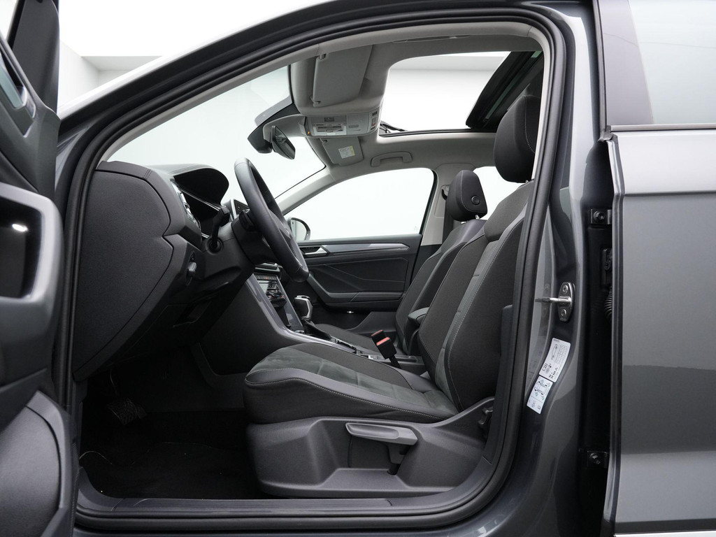 Volkswagen T-Roc (JTV15T) met abonnement