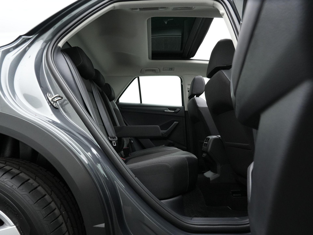 Volkswagen T-Roc (JTV15T) met abonnement