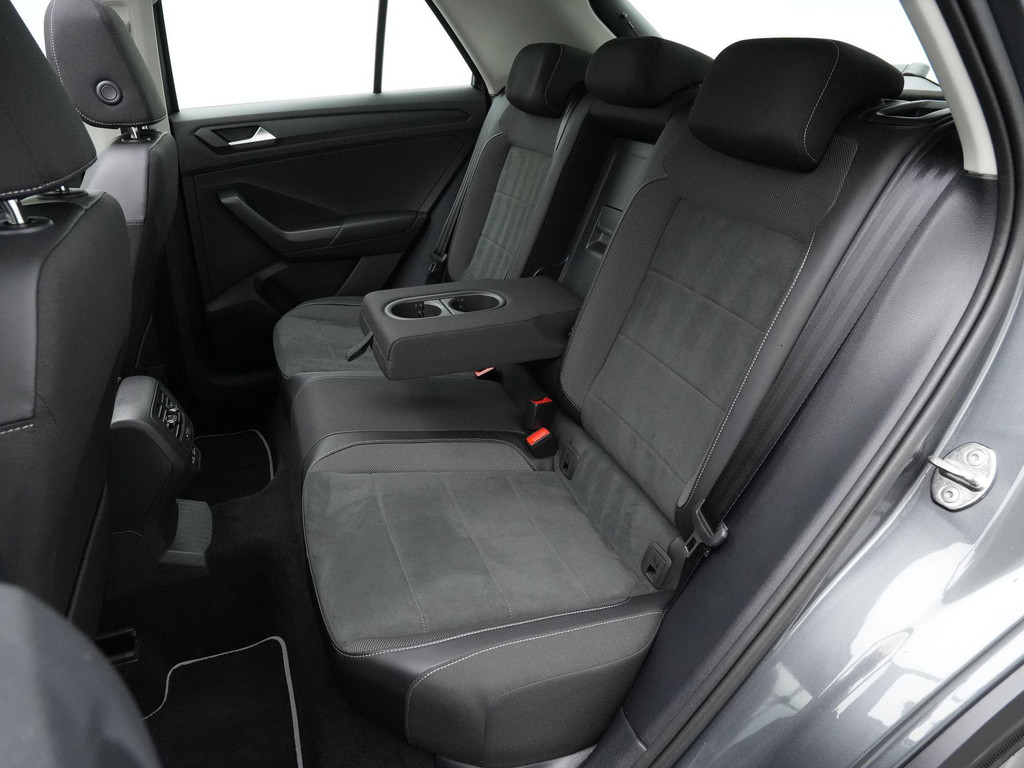 Volkswagen T-Roc (JTV15T) met abonnement