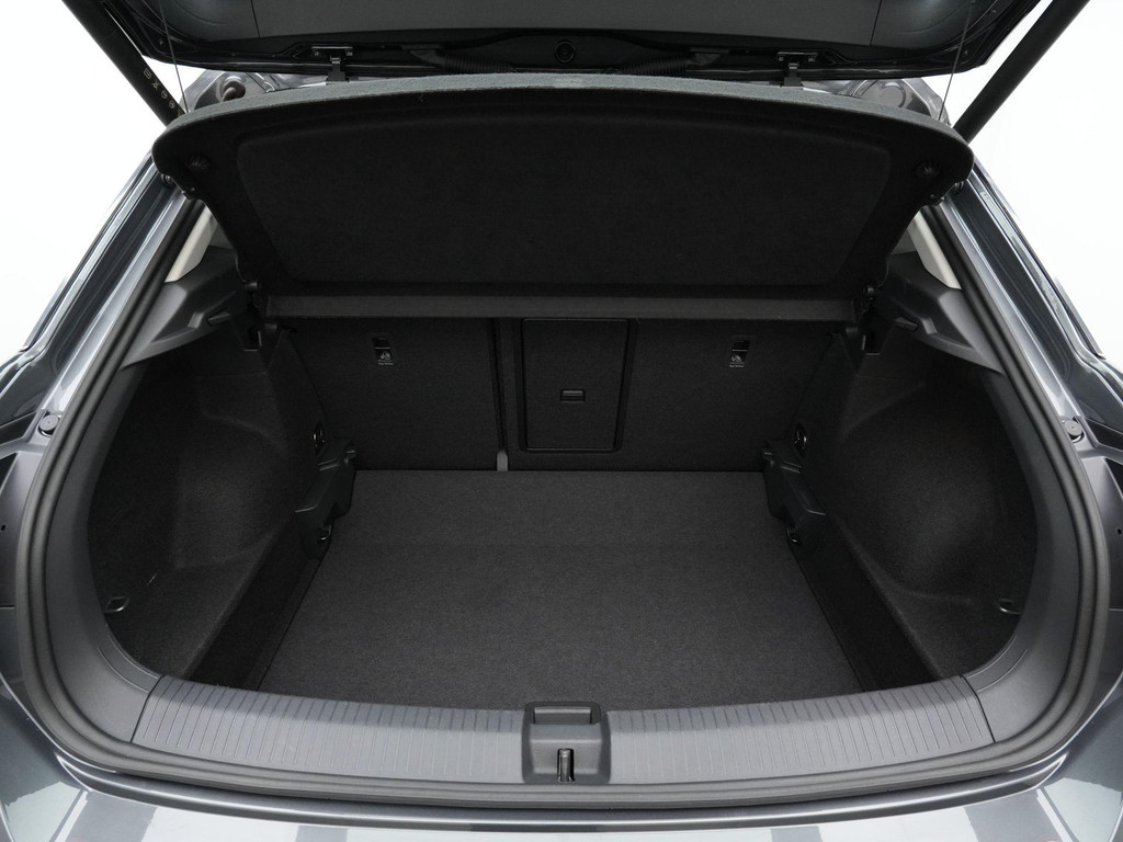 Volkswagen T-Roc (JTV15T) met abonnement