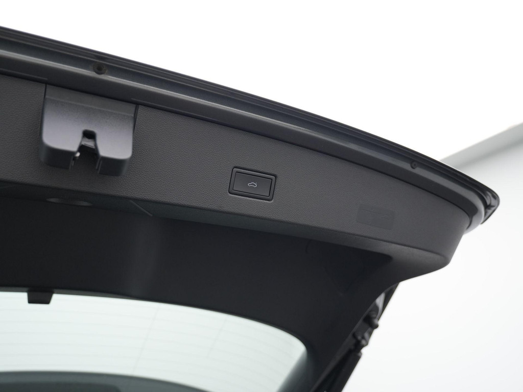 Volkswagen T-Roc (JTV15T) met abonnement