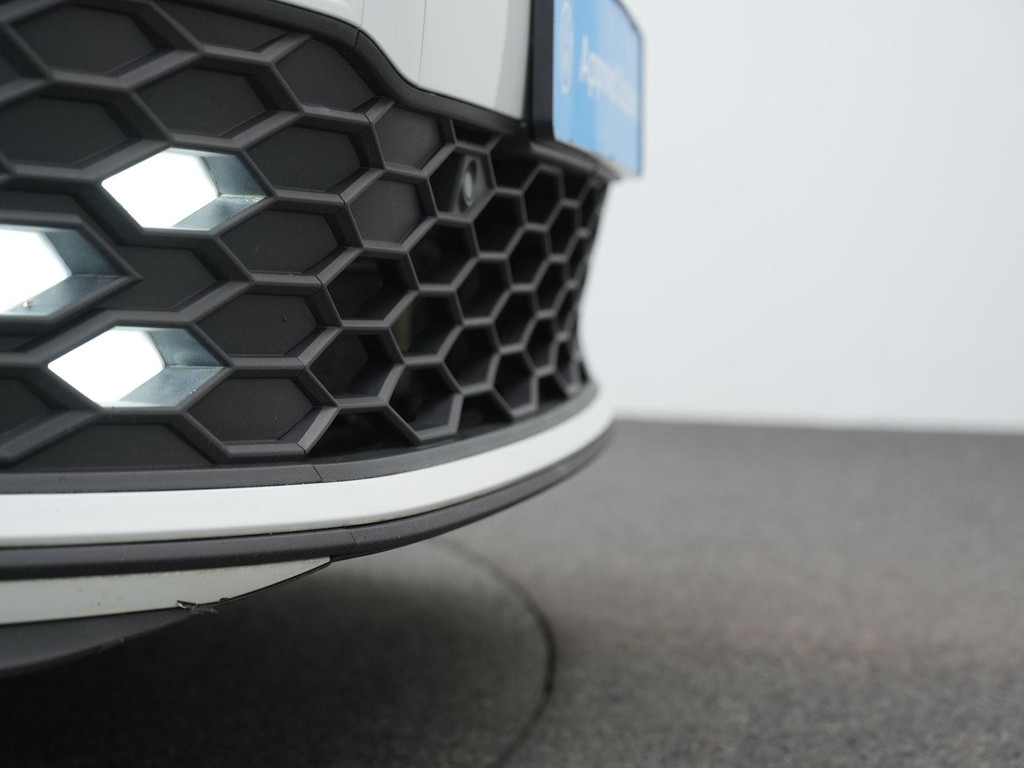 Volkswagen Golf GTE (KJJ12P) met abonnement