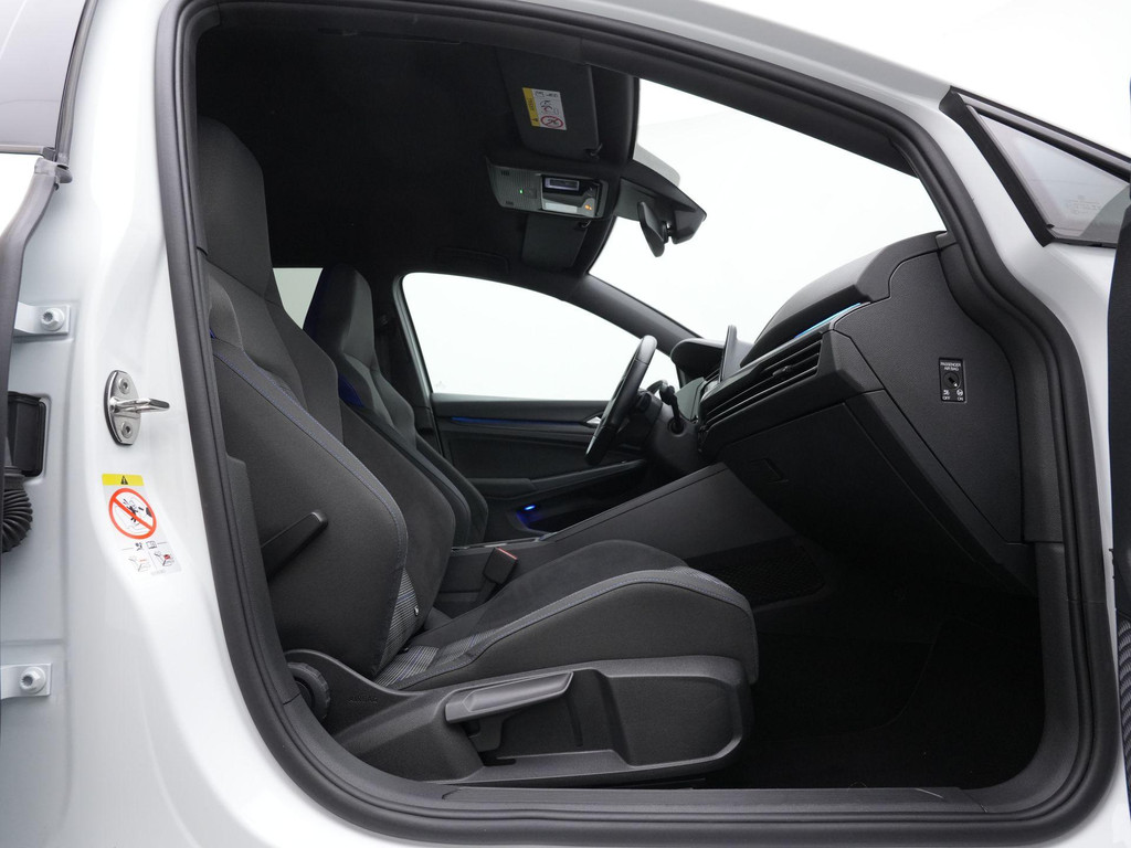 Volkswagen Golf GTE (KJJ12P) met abonnement