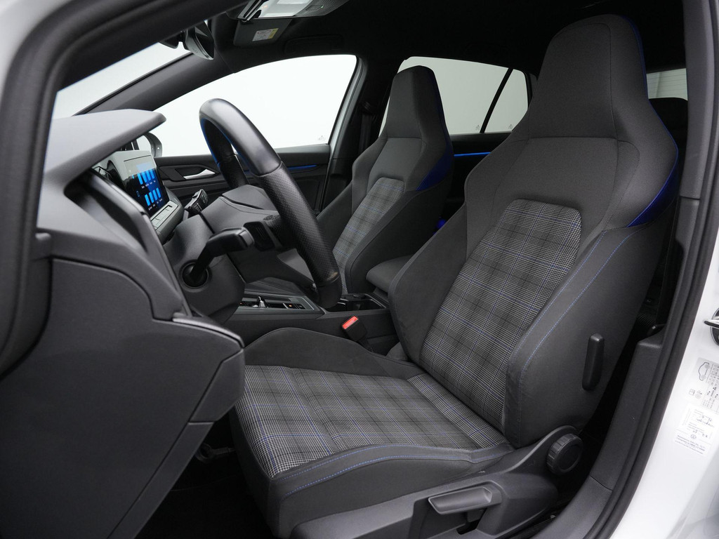Volkswagen Golf GTE (KJJ12P) met abonnement