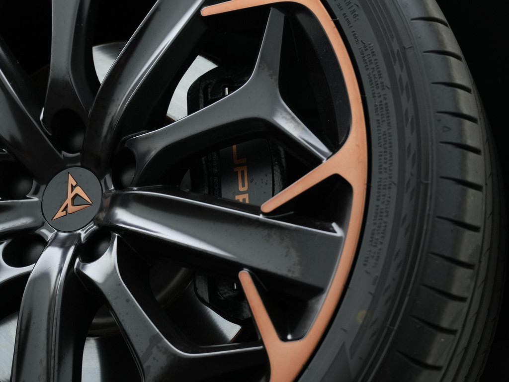 CUPRA Formentor (KJX02L) met abonnement