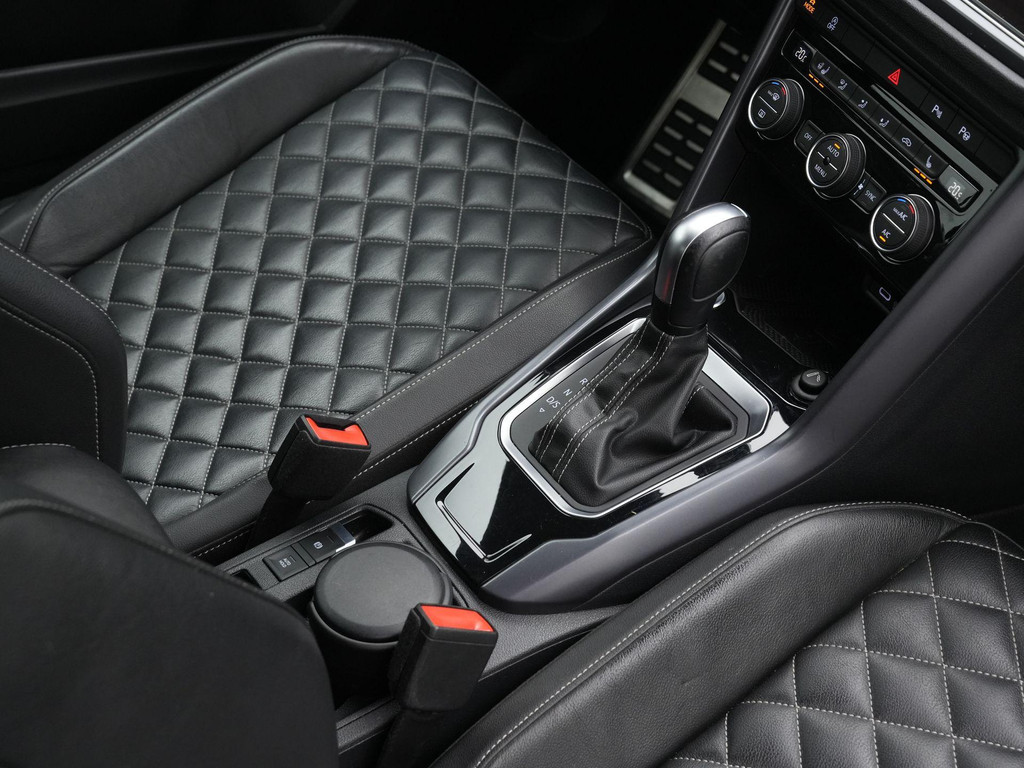 Volkswagen T-Roc Cabrio (KHJ09F) met abonnement
