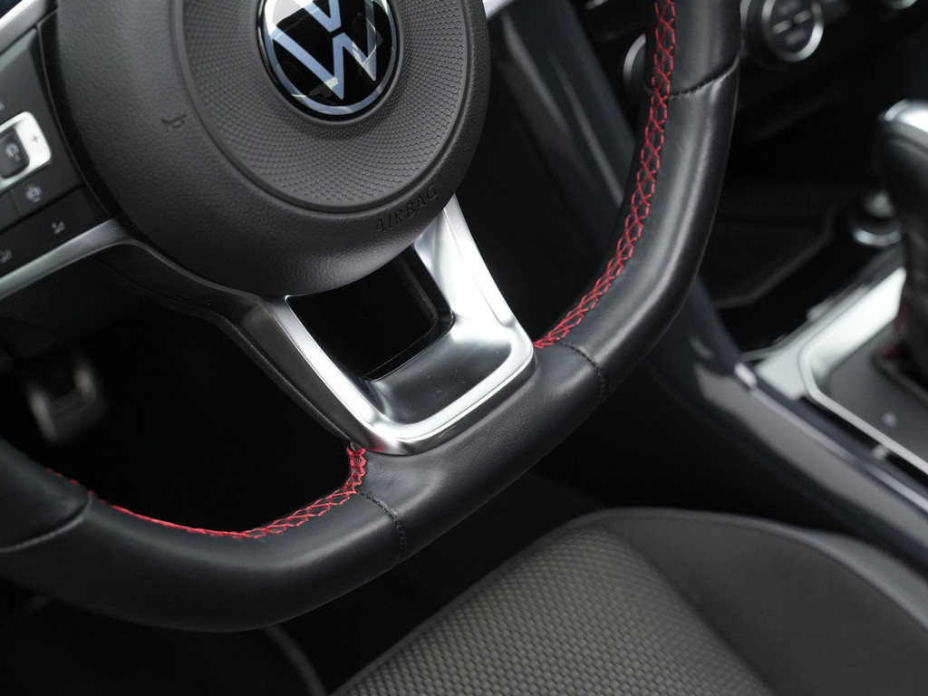 Volkswagen T-Roc (K607ZF) met abonnement
