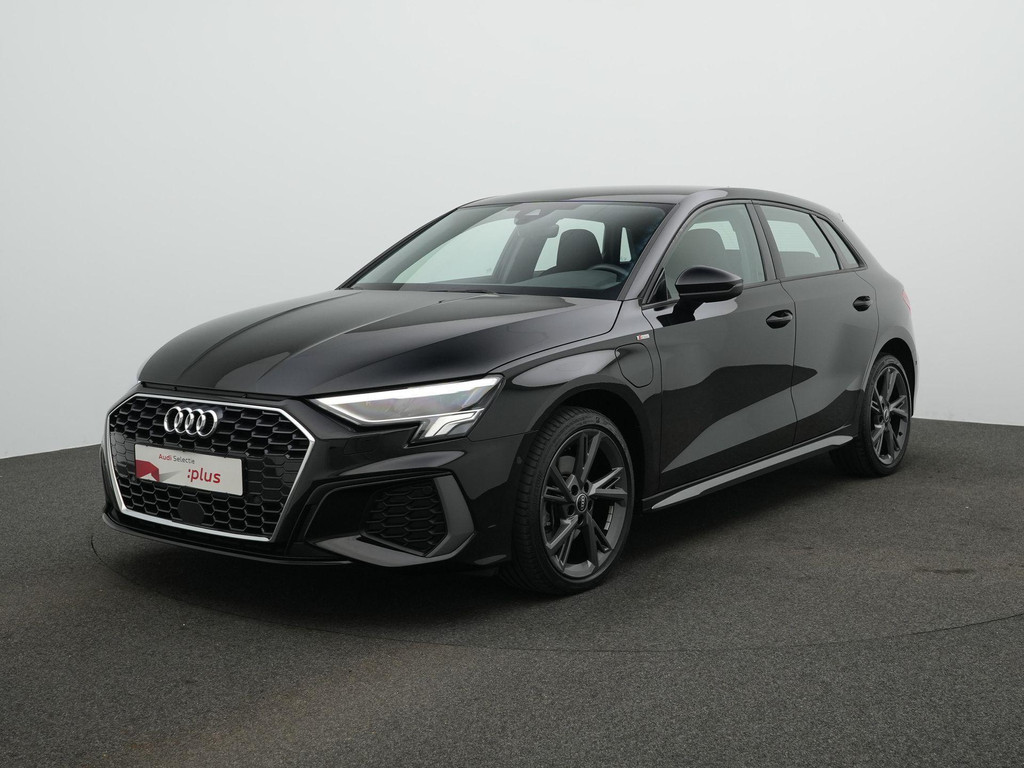Audi A3 (KFJ76H) met abonnement