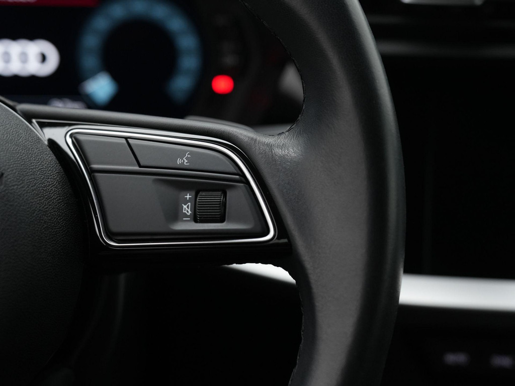 Audi A3 (KFJ76H) met abonnement