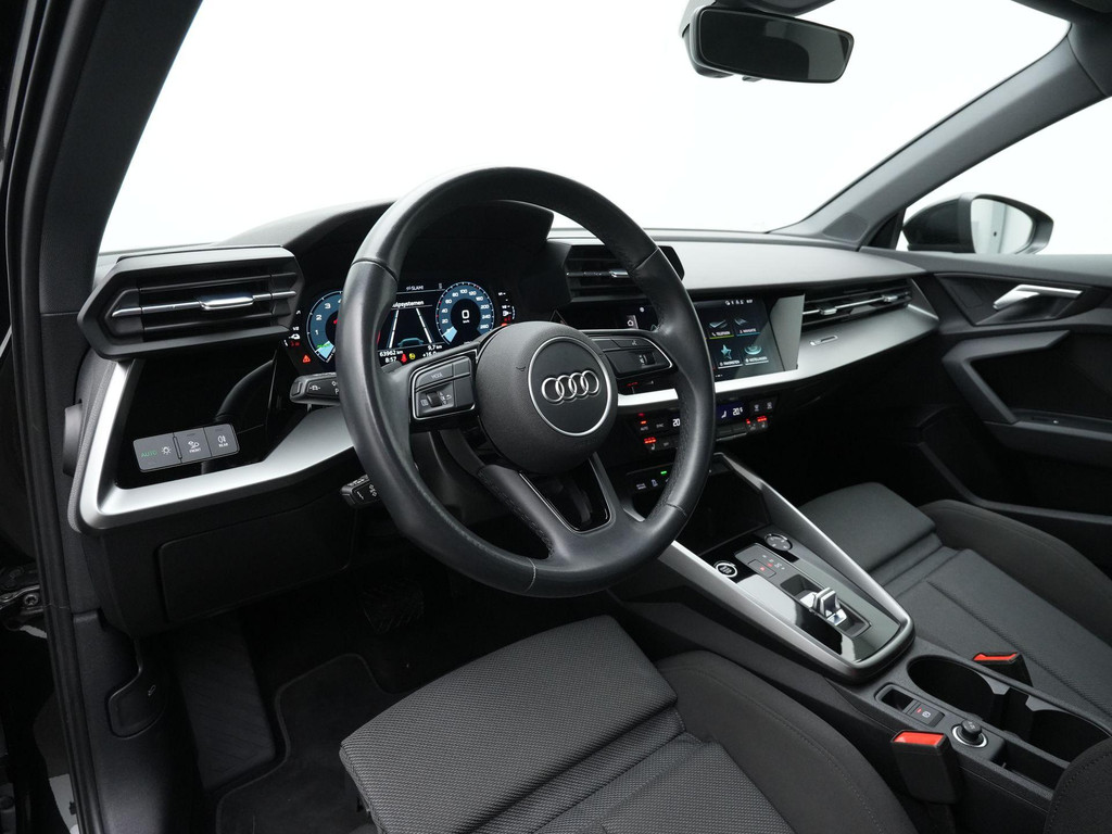 Audi A3 (KFJ76H) met abonnement