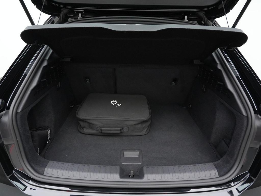 Audi A3 (KFJ76H) met abonnement