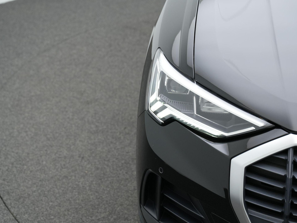 Audi Q3 (JZL84P) met abonnement