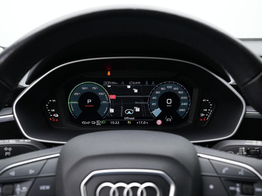 Audi Q3 (JZL84P) met abonnement
