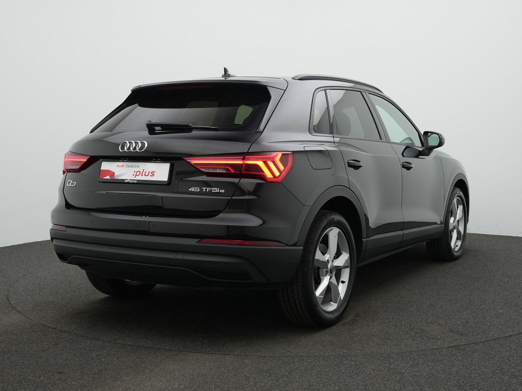 Audi Q3 (JZL84P) met abonnement