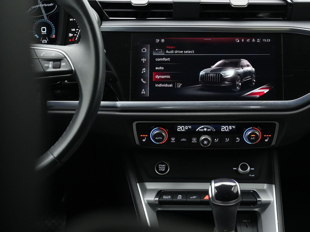 Audi Q3 (JZL84P) met abonnement