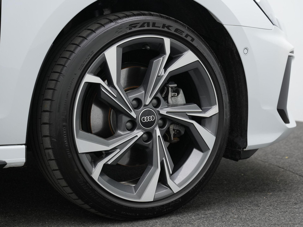 Audi A3 (KBP88T) met abonnement