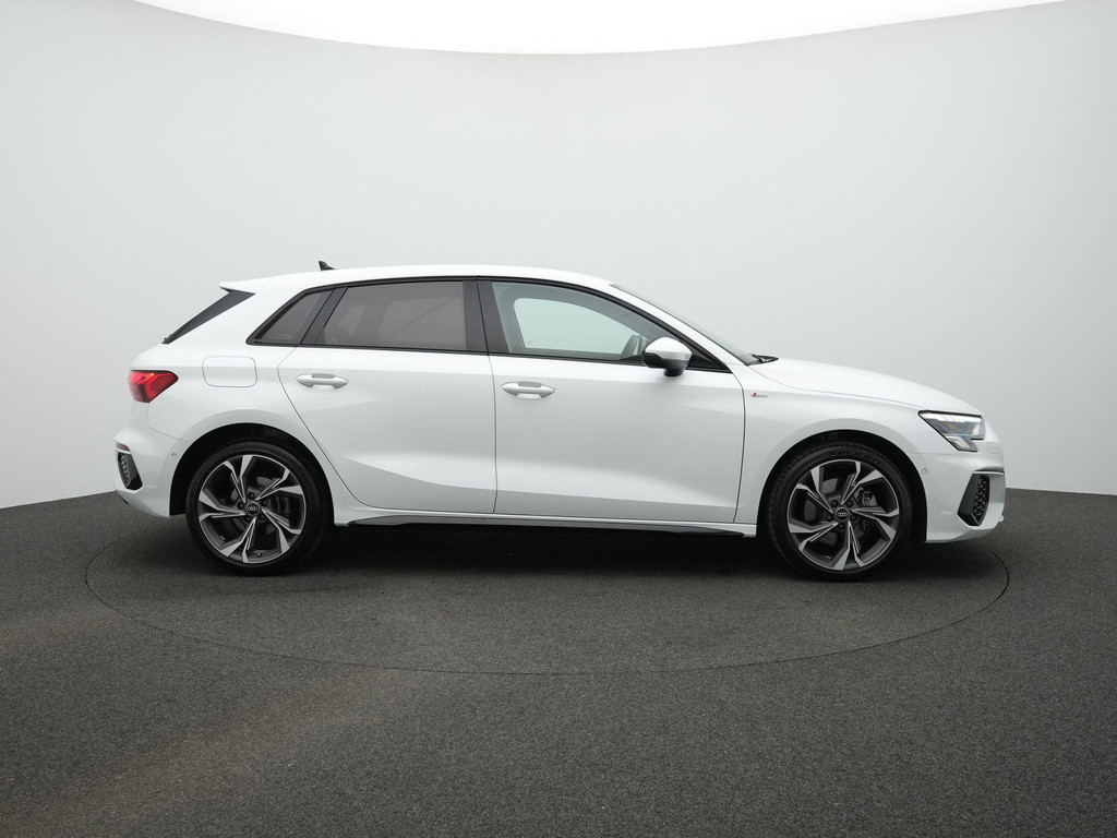 Audi A3 (KBP88T) met abonnement