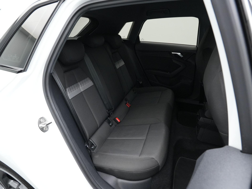 Audi A3 (KBP88T) met abonnement