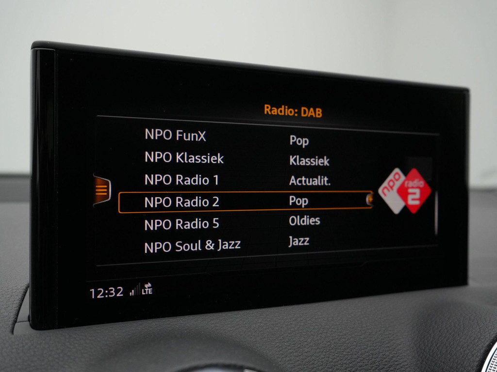 Audi Q2 (HSN19V) met abonnement
